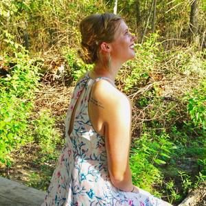 Meet your Posher, Corrine